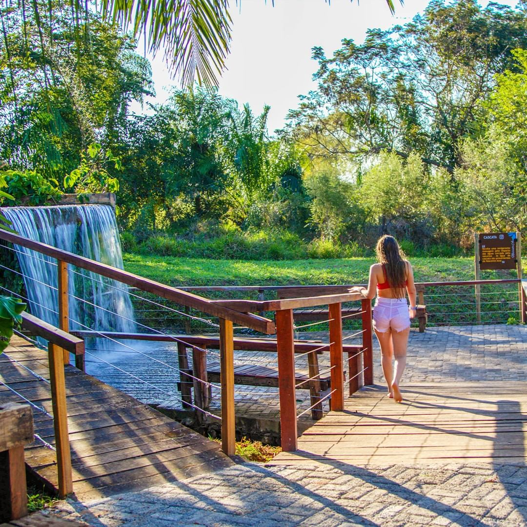 Nascente Azul Flutuação com Balneário - Imagem 2